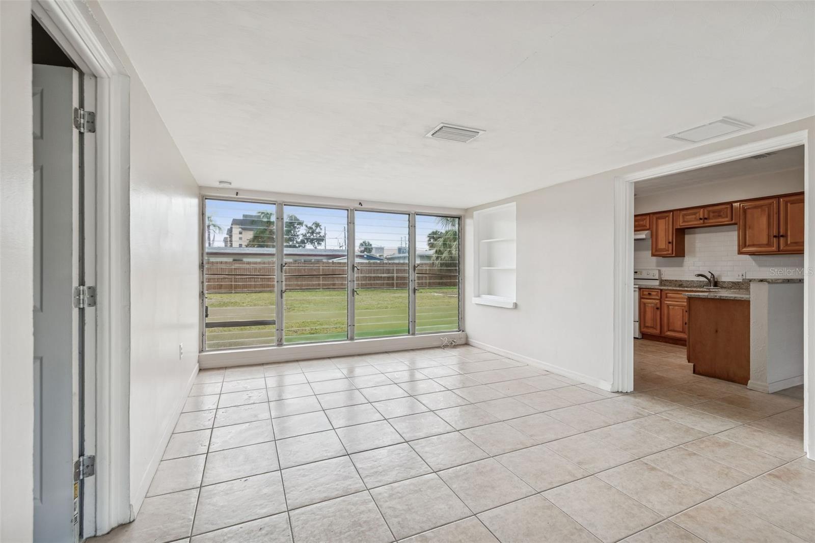 Image 31 of 44 For 10970 Grove Terrace