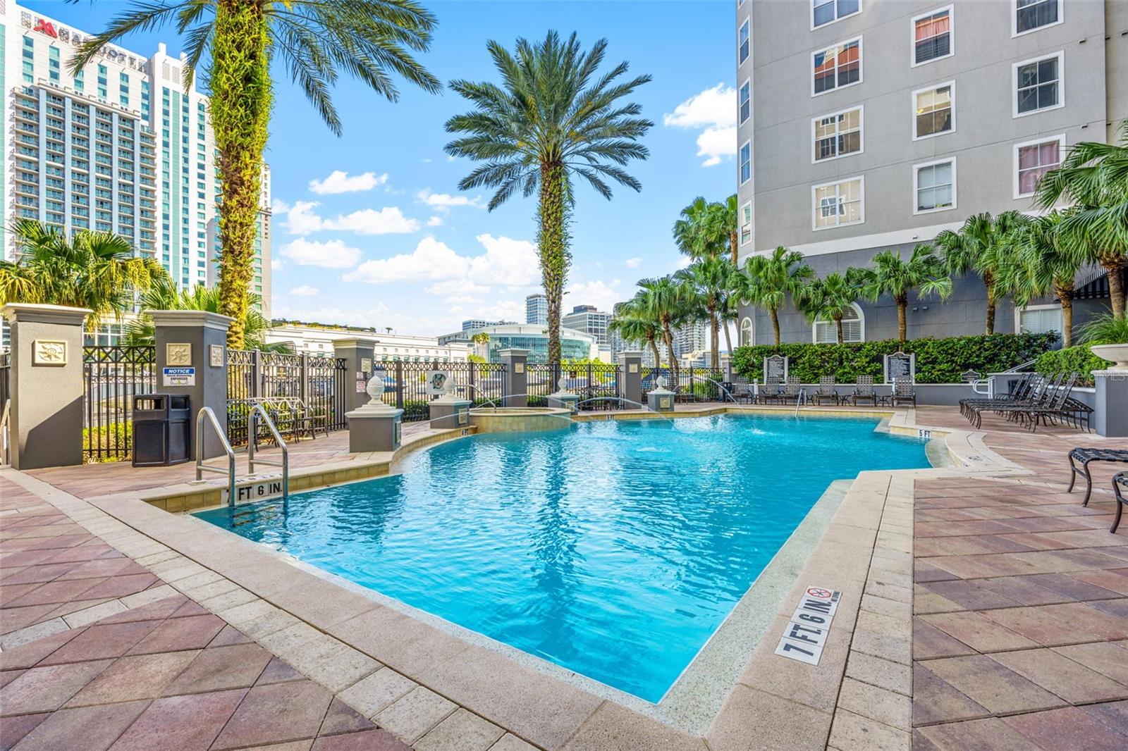 Image 21 of 28 For 700 Harbour Island Boulevard 243