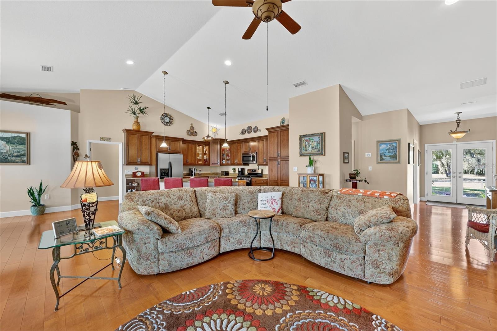 Image 34 of 90 For 8027 Ehren Cutoff