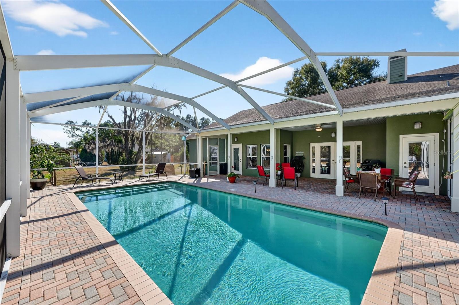 Image 69 of 90 For 8027 Ehren Cutoff