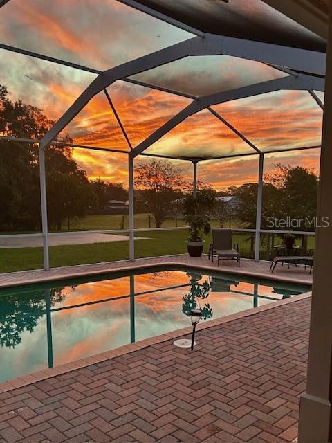 Image 81 of 90 For 8027 Ehren Cutoff