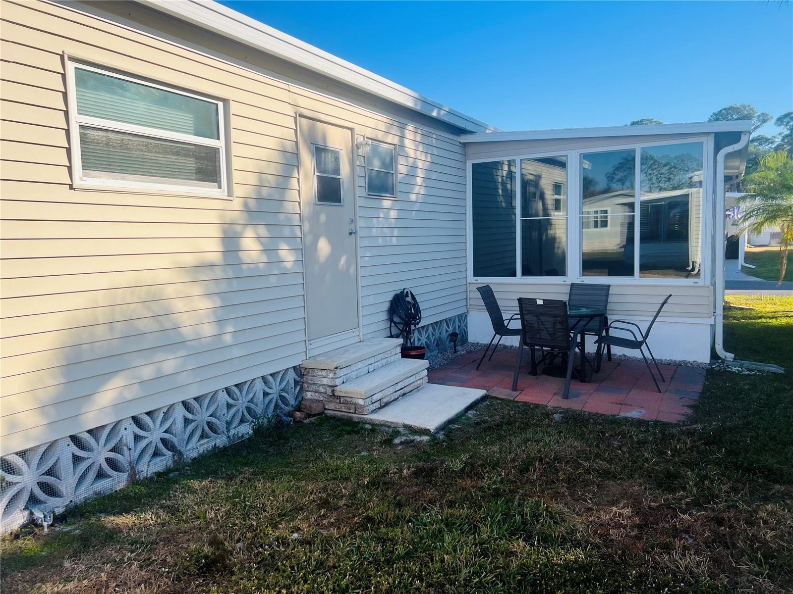 Image 19 of 25 For 2259 Palazza Drive 78