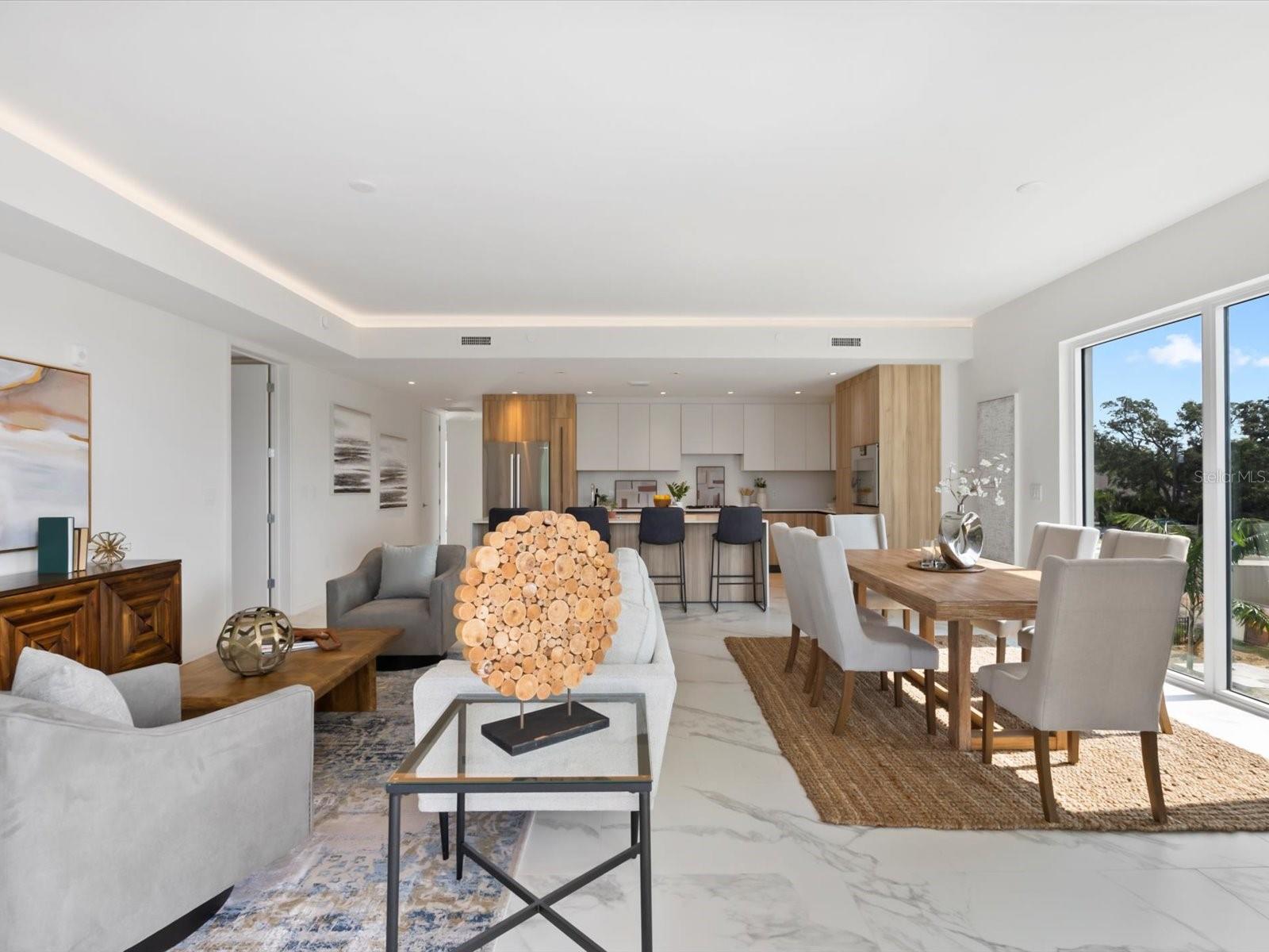 Listing photo id 18 for 1020 Sunset Point Road 213