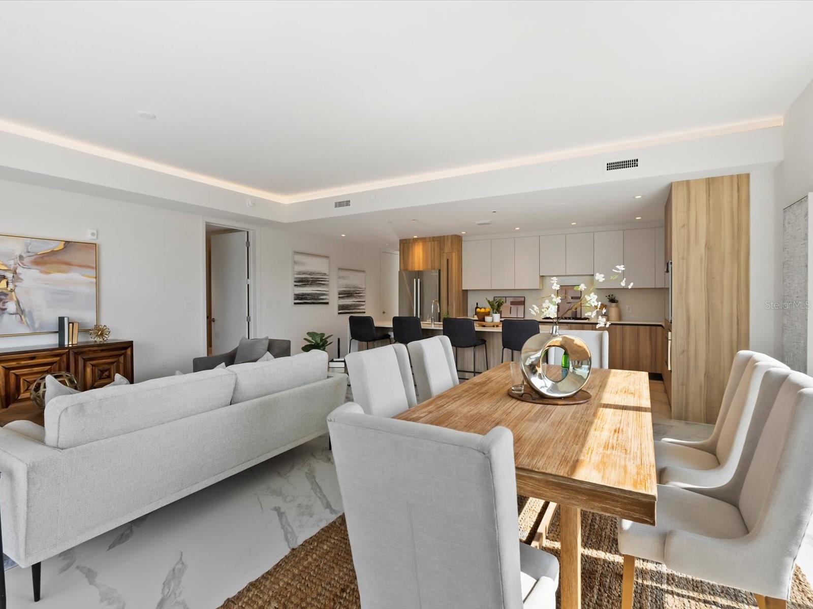 Listing photo id 19 for 1020 Sunset Point Road 213