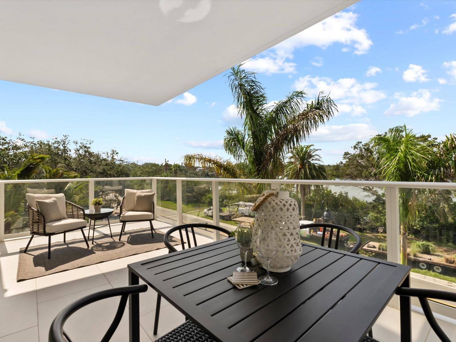 Listing photo id 24 for 1020 Sunset Point Road 213