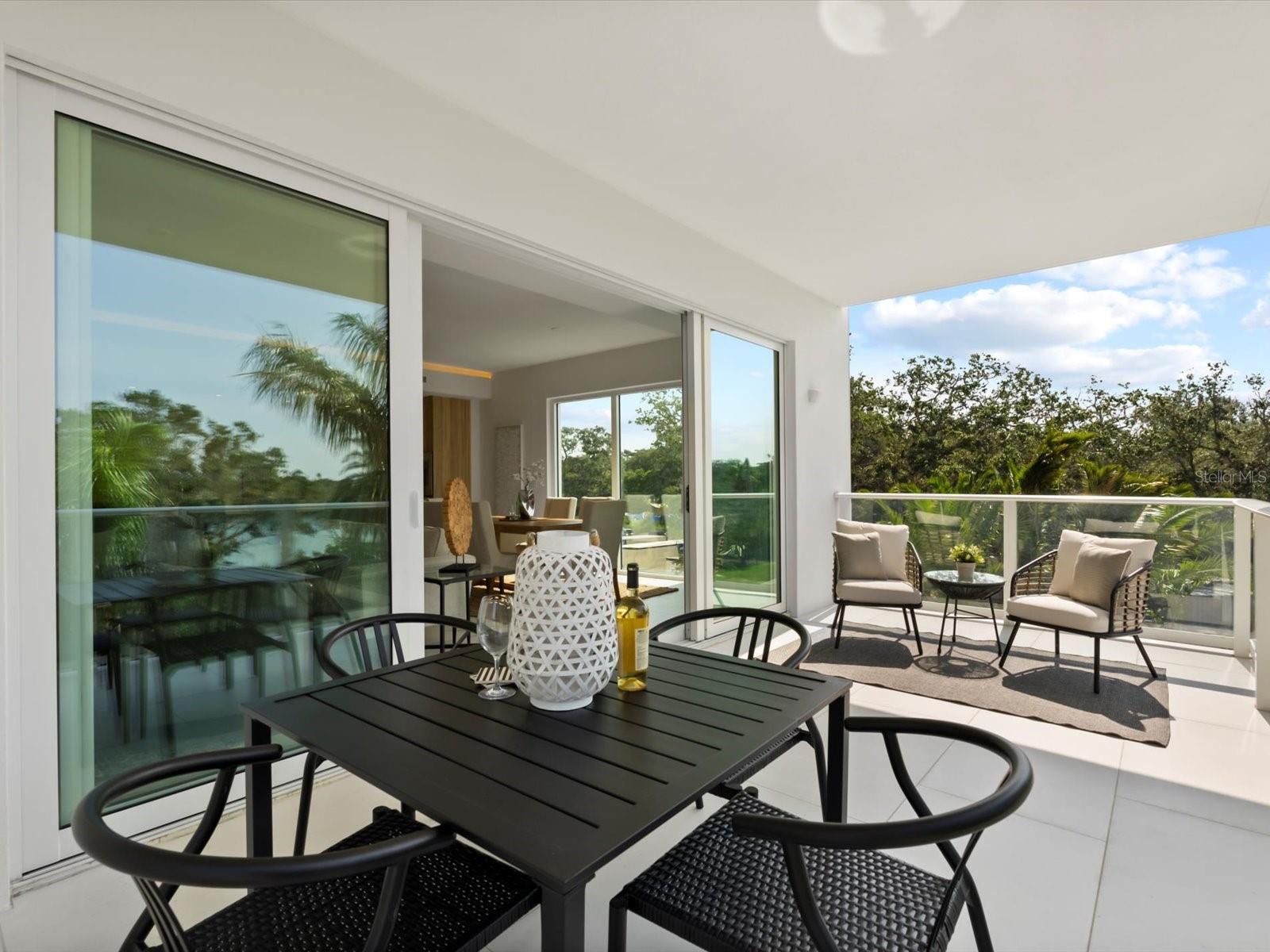 Listing photo id 25 for 1020 Sunset Point Road 213