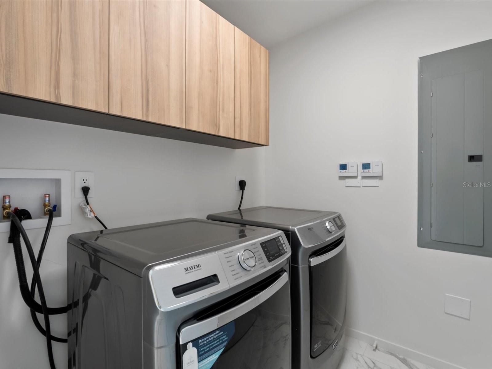 Listing photo id 46 for 1020 Sunset Point Road 213