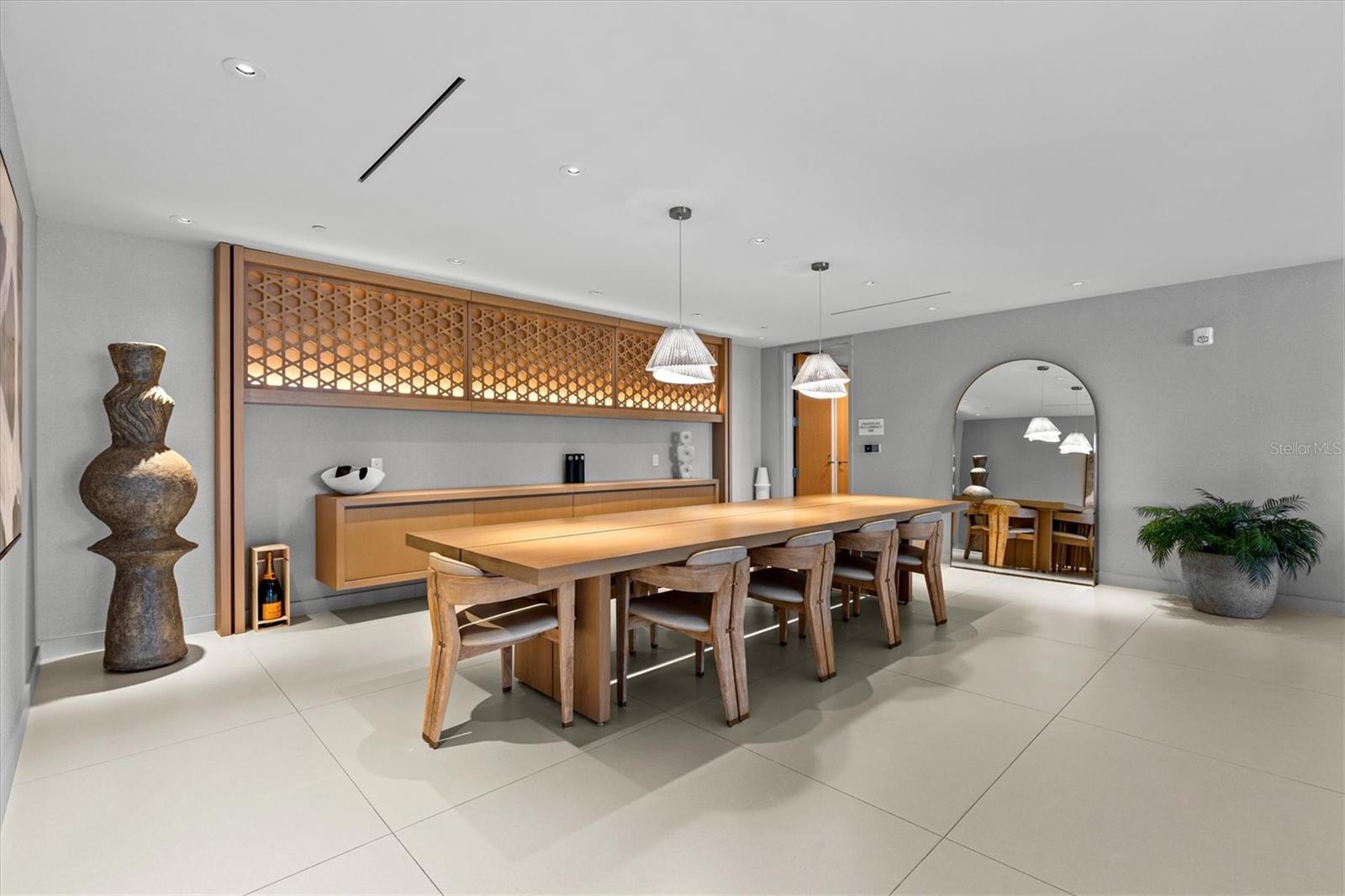 Listing photo id 66 for 1020 Sunset Point Road 213