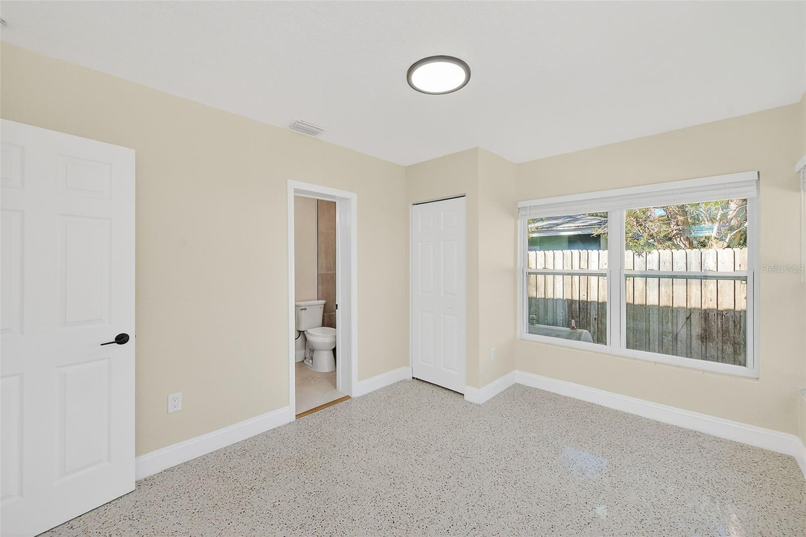 Image 12 of 23 For 1604 Sherwood Street