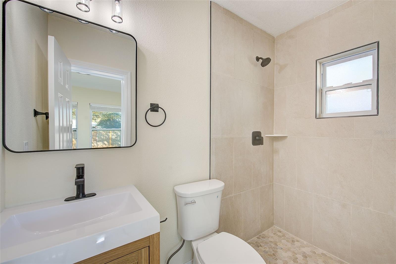 Image 13 of 23 For 1604 Sherwood Street