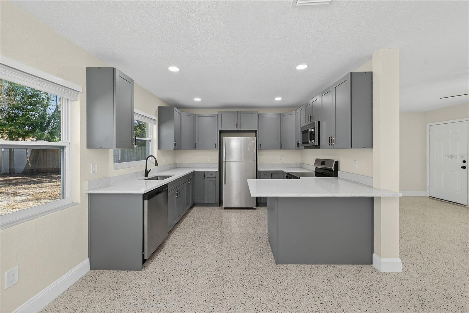 Image 7 of 23 For 1604 Sherwood Street