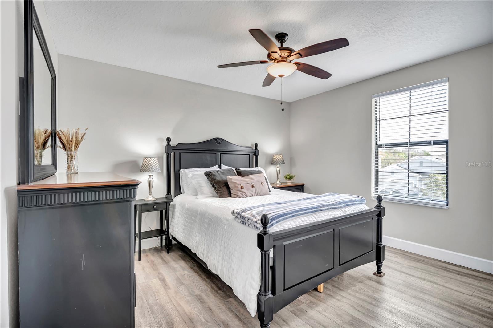 Image 32 of 58 For 32101 Goddard Drive