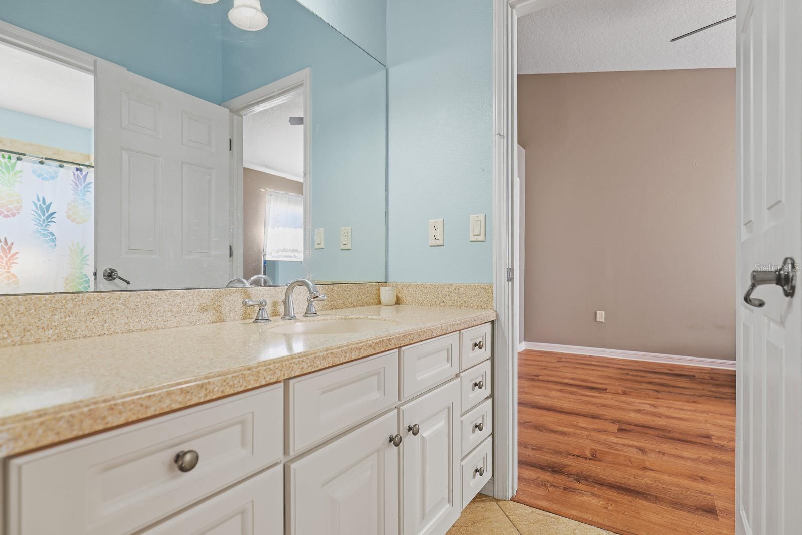 Image 28 of 54 For 12114 Creek Edge Drive