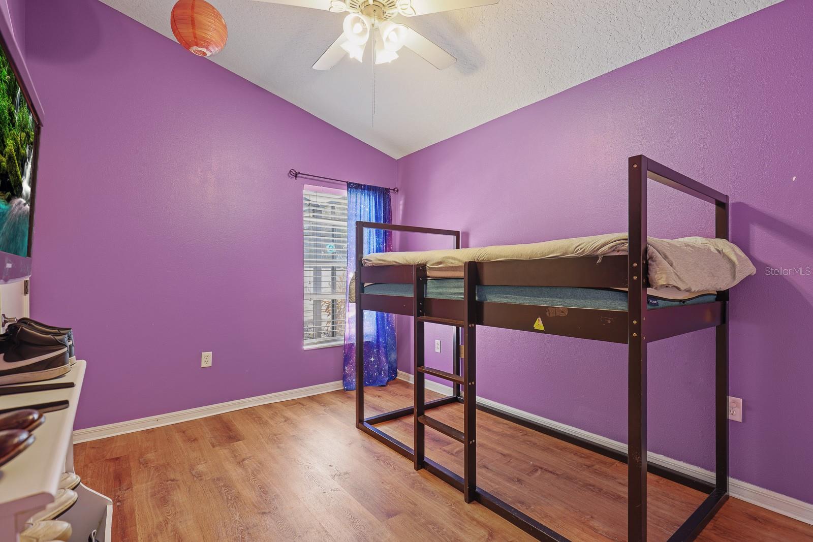 Image 33 of 54 For 12114 Creek Edge Drive