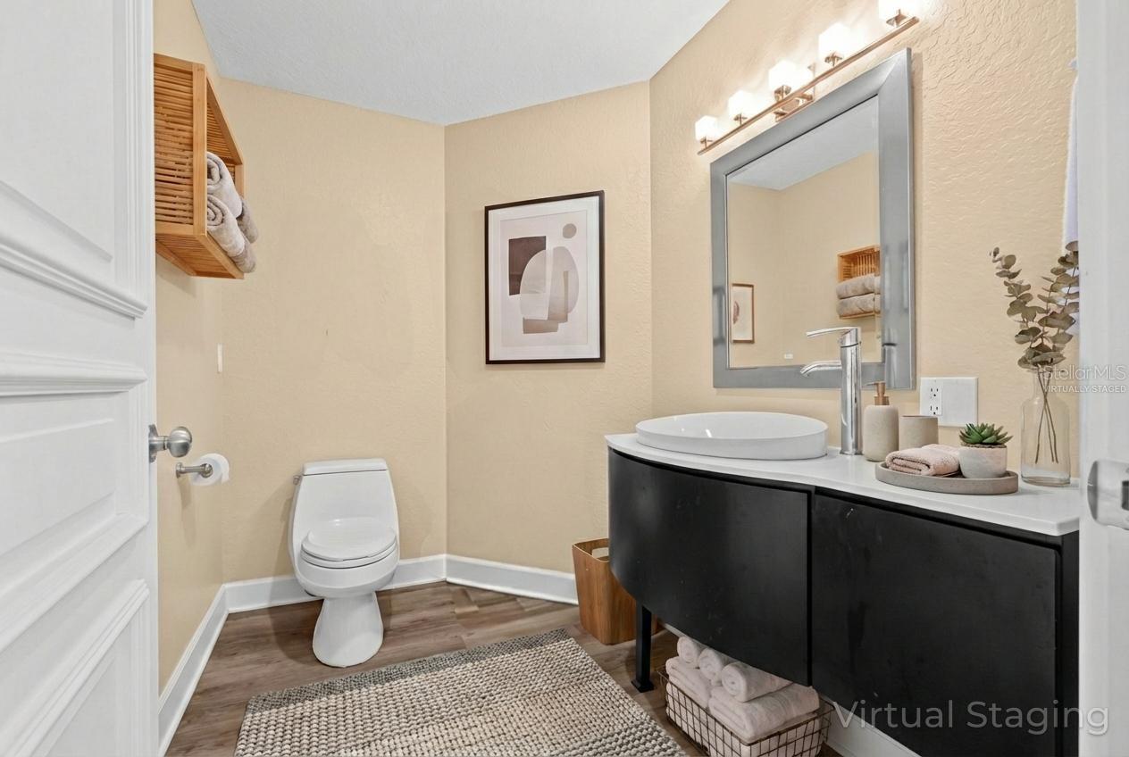 Image 8 of 46 For 614 Norton Street