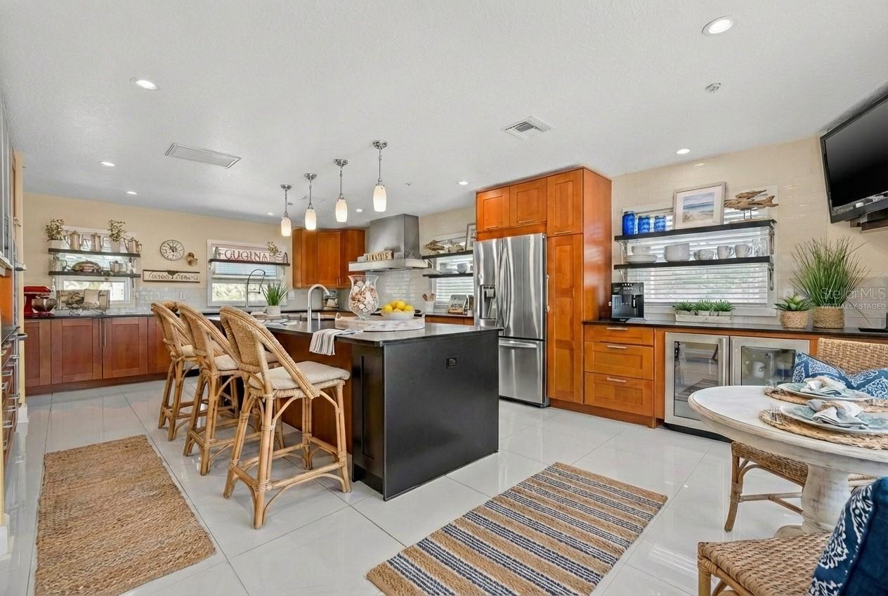 Image 9 of 46 For 614 Norton Street