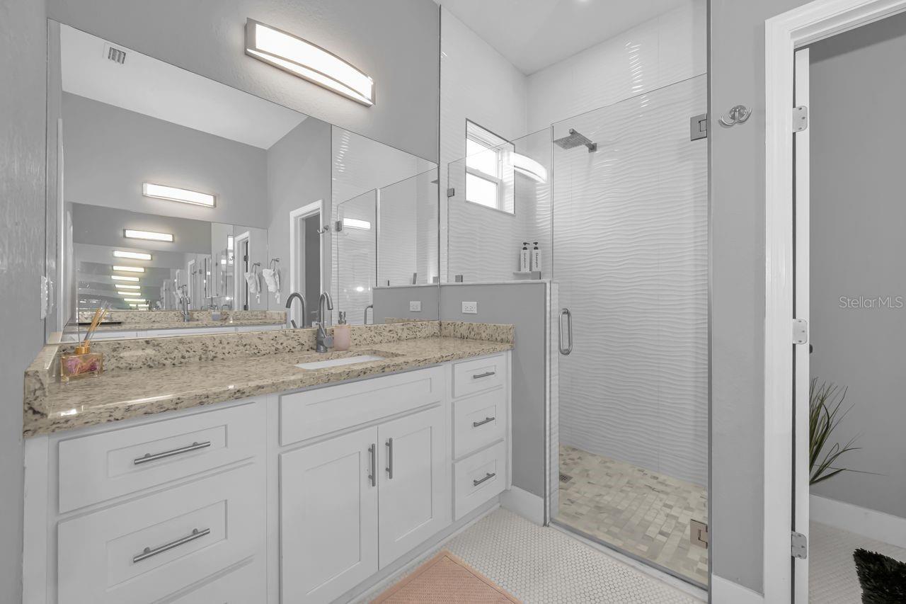 Image 30 of 54 For 13266 Clay Avenue