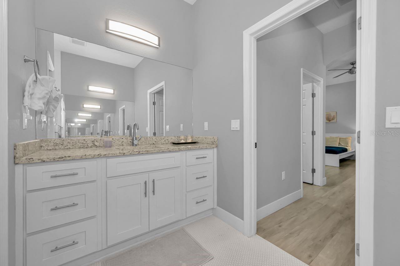 Image 31 of 54 For 13266 Clay Avenue