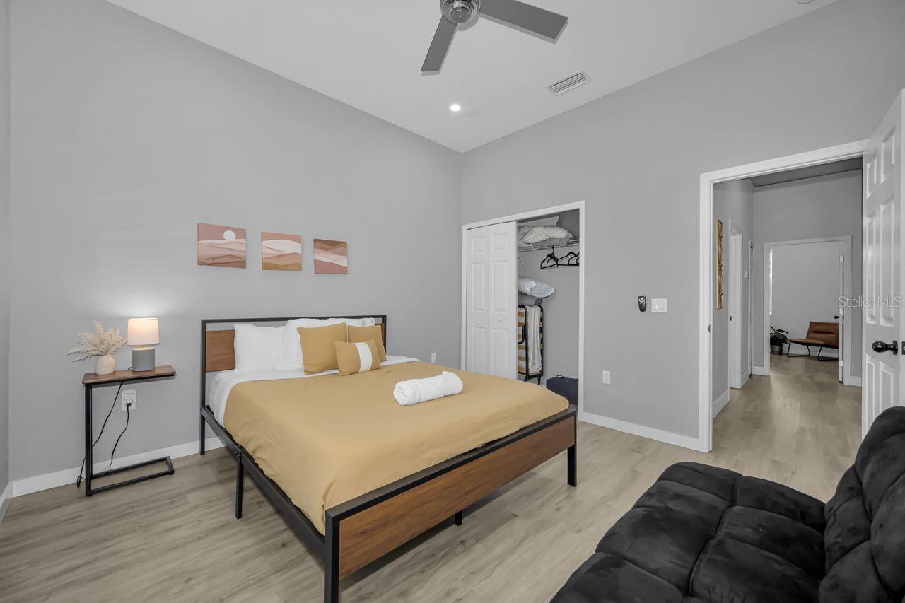 Image 34 of 54 For 13266 Clay Avenue