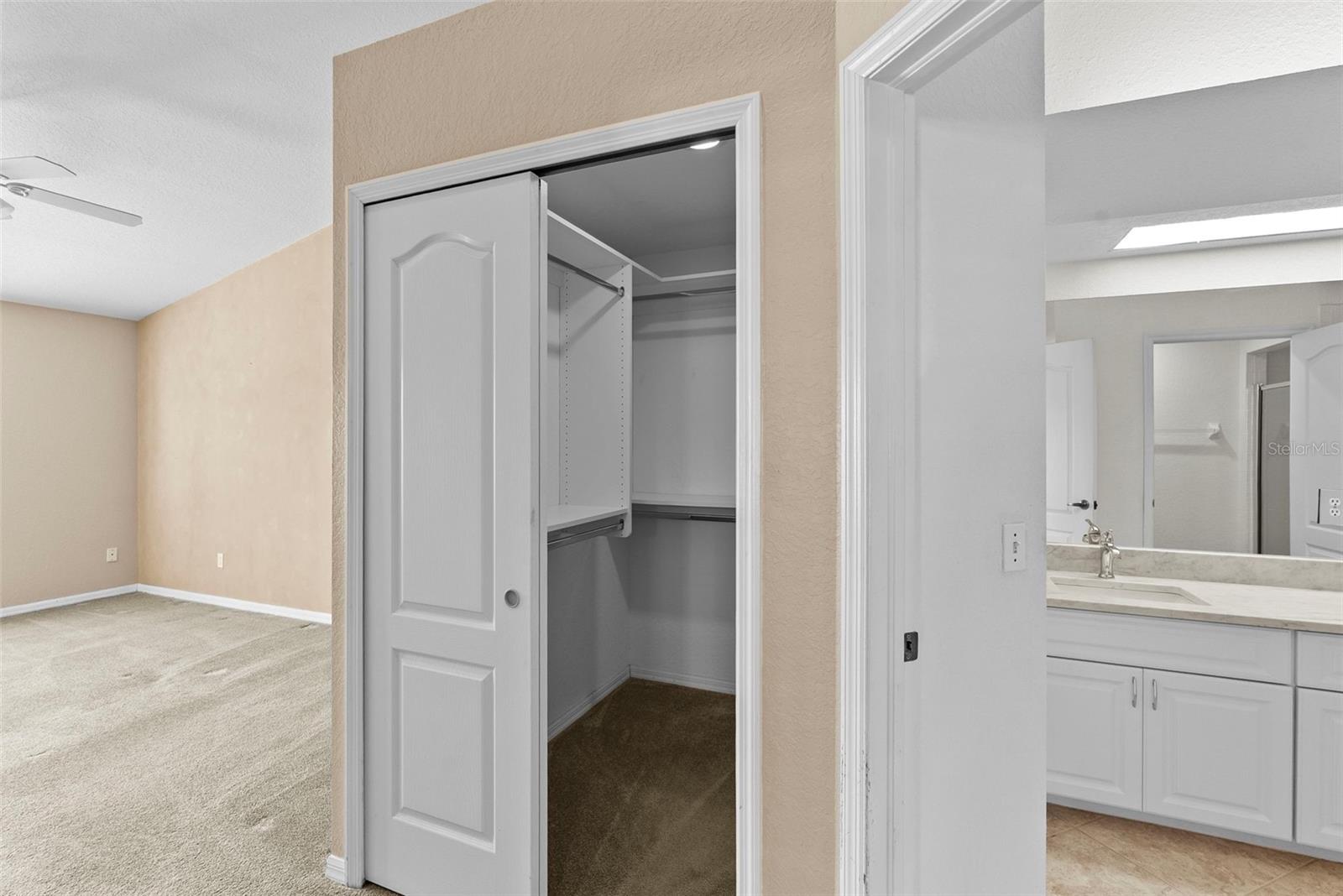 Image 18 of 54 For 1743 Lake Heron