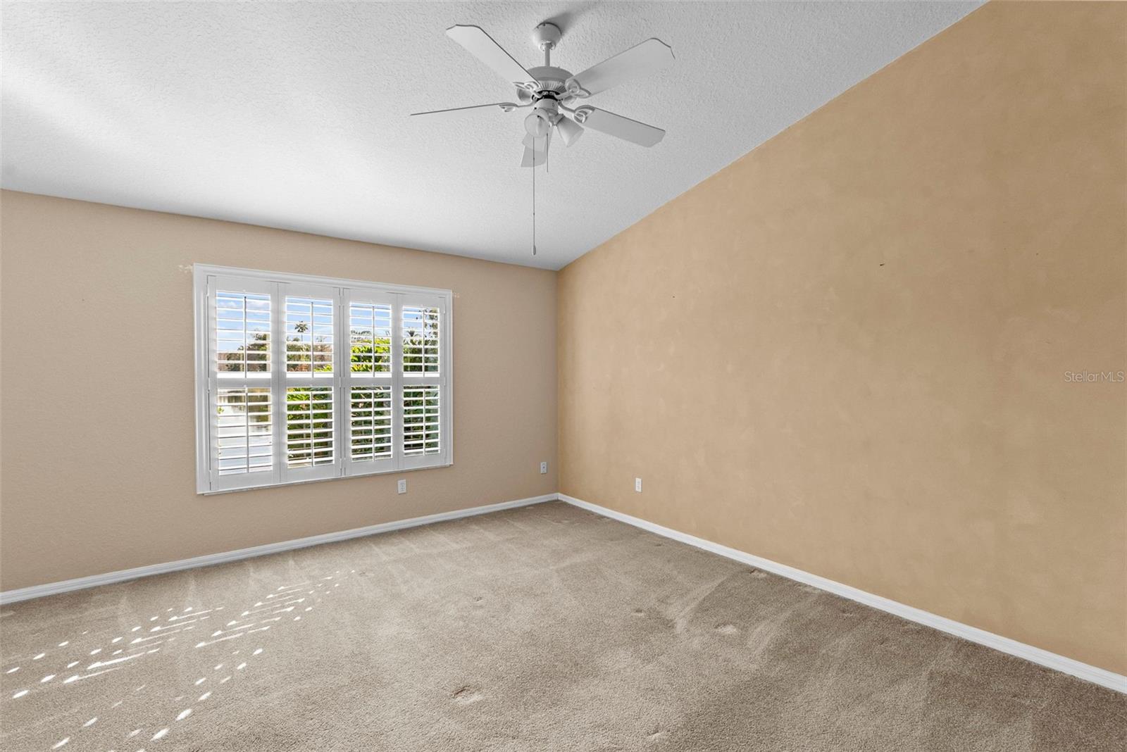 Image 19 of 54 For 1743 Lake Heron