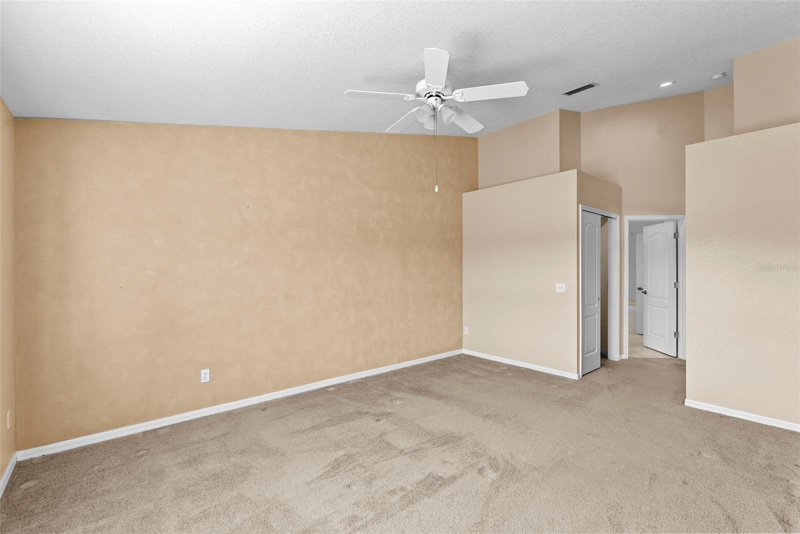 Image 22 of 54 For 1743 Lake Heron