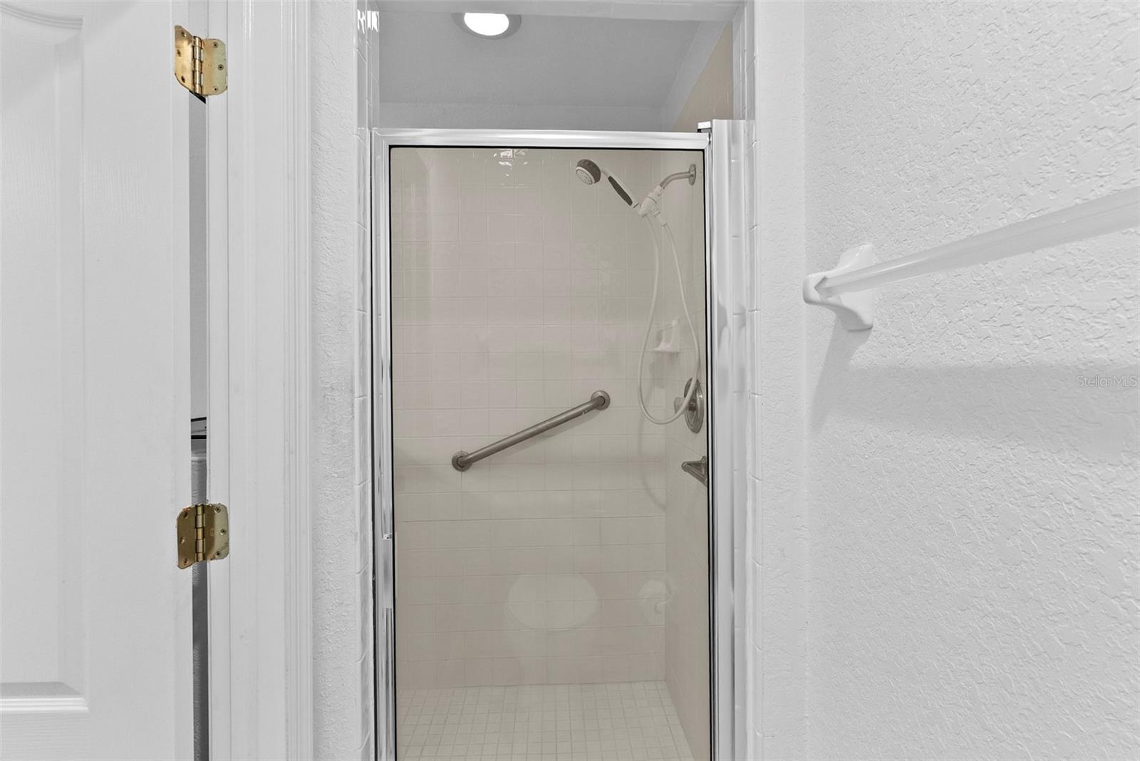 Image 25 of 54 For 1743 Lake Heron