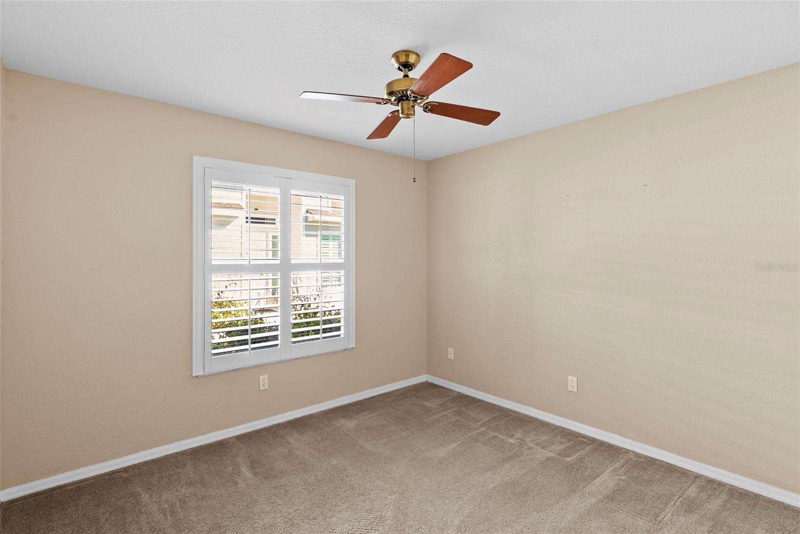 Image 28 of 54 For 1743 Lake Heron