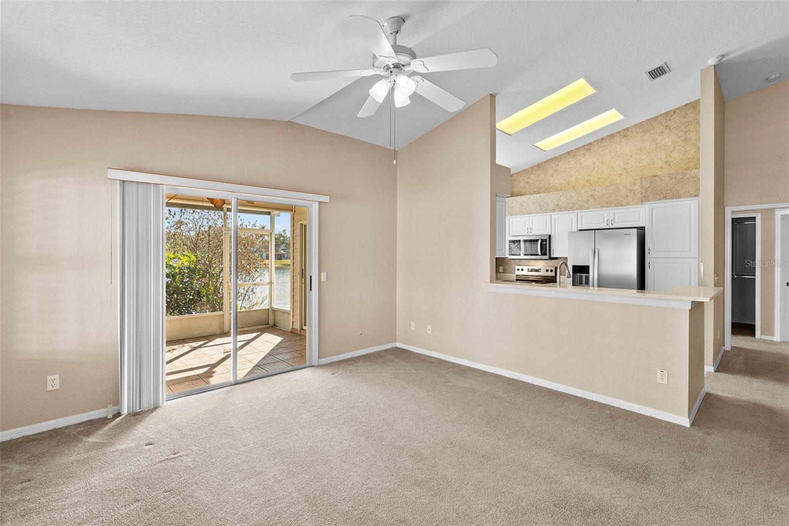 Image 7 of 54 For 1743 Lake Heron