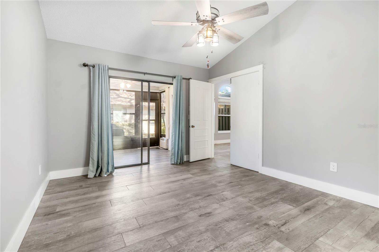 Image 21 of 68 For 1684 Fry Court