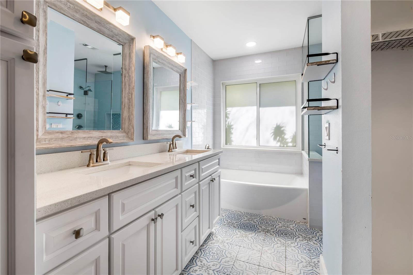 Image 23 of 68 For 1684 Fry Court