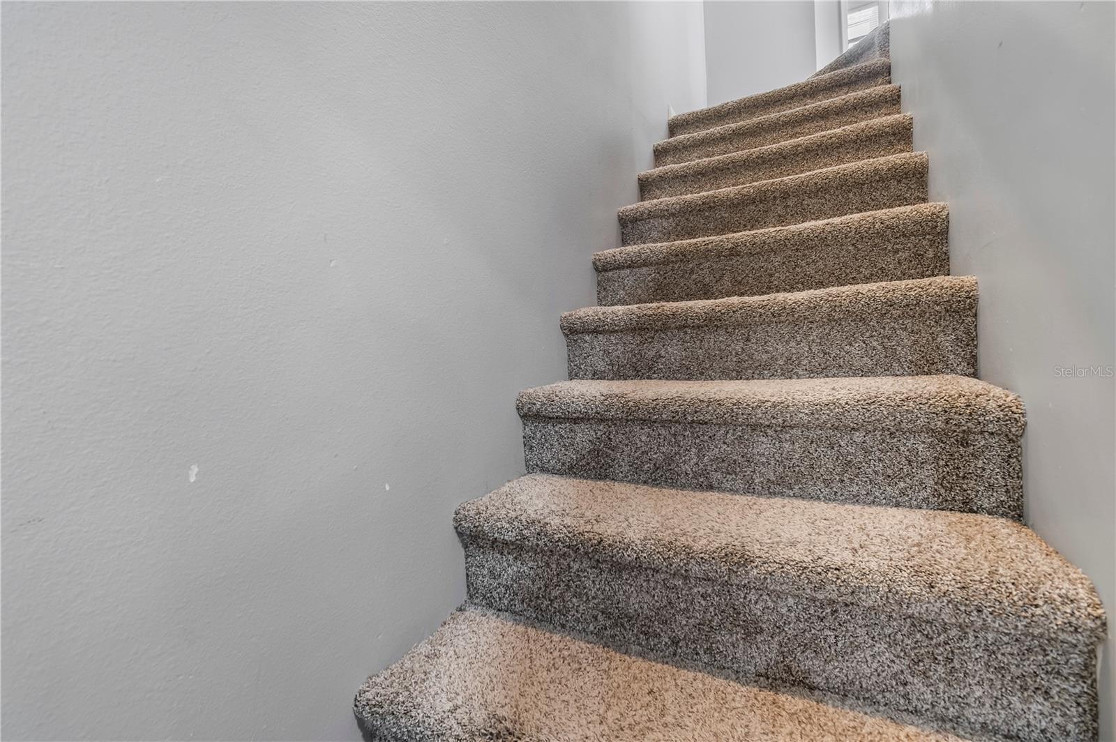 Image 31 of 68 For 1684 Fry Court