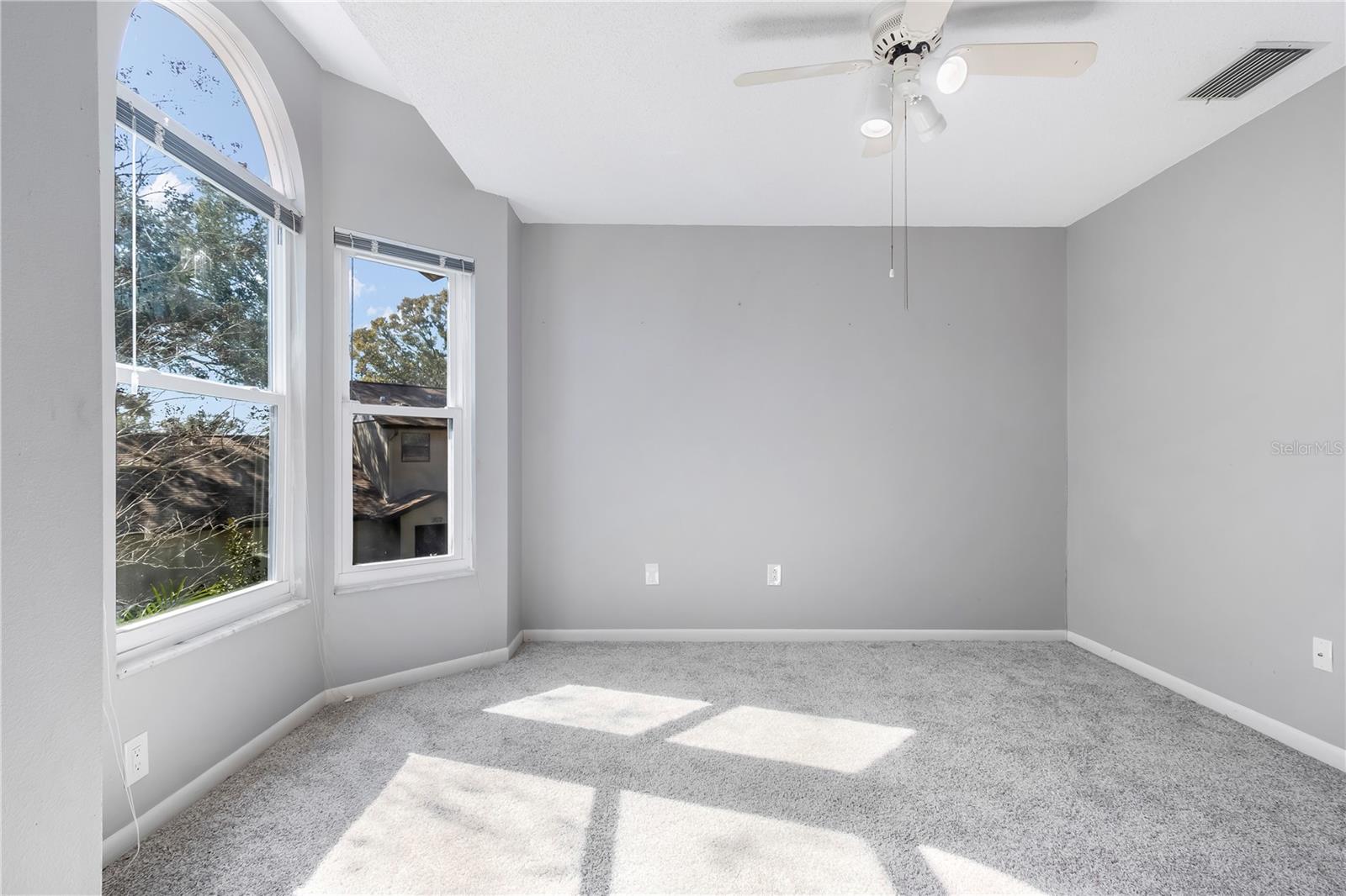 Image 33 of 68 For 1684 Fry Court