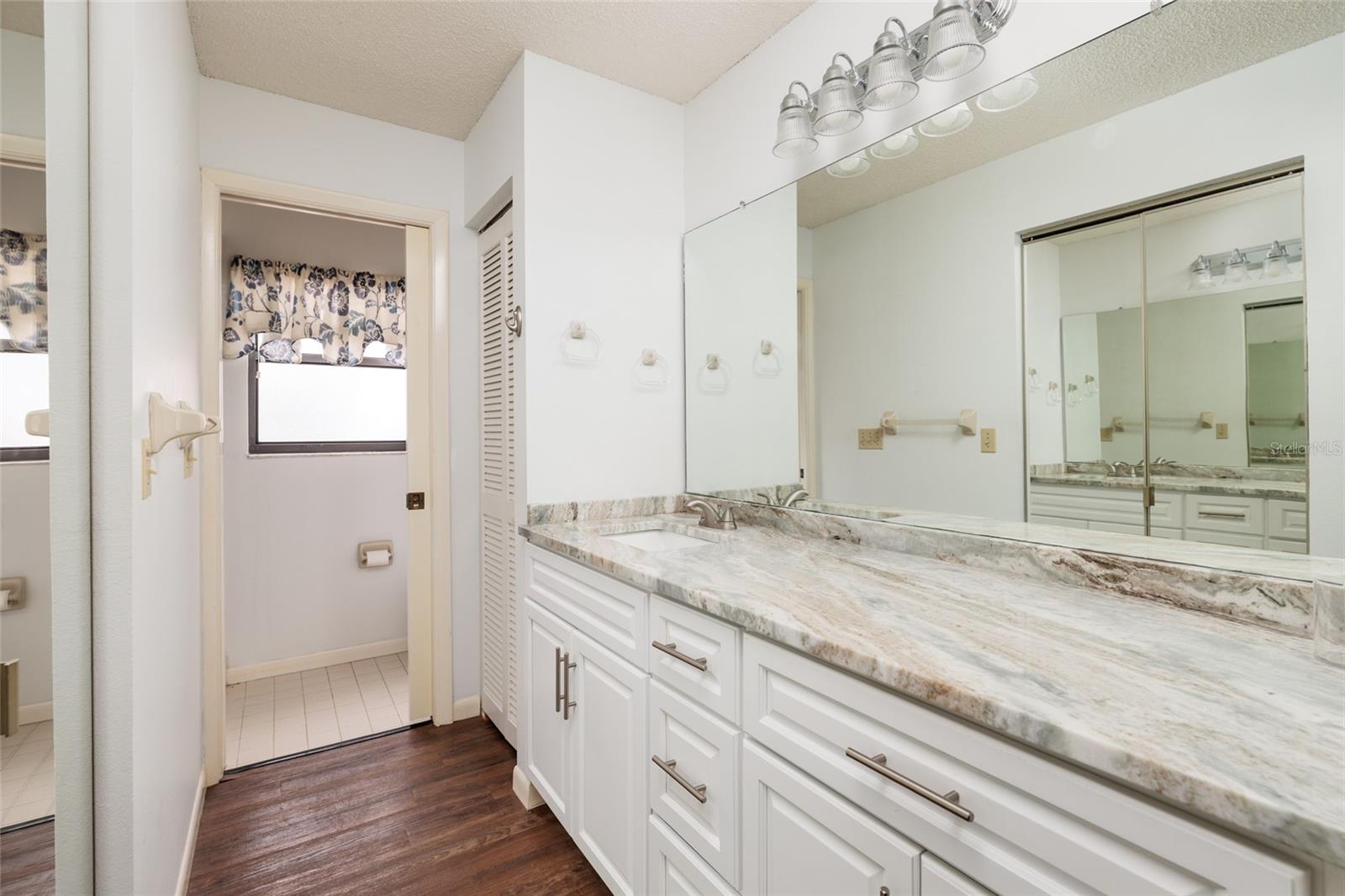 Image 15 of 30 For 1696 Fry Court