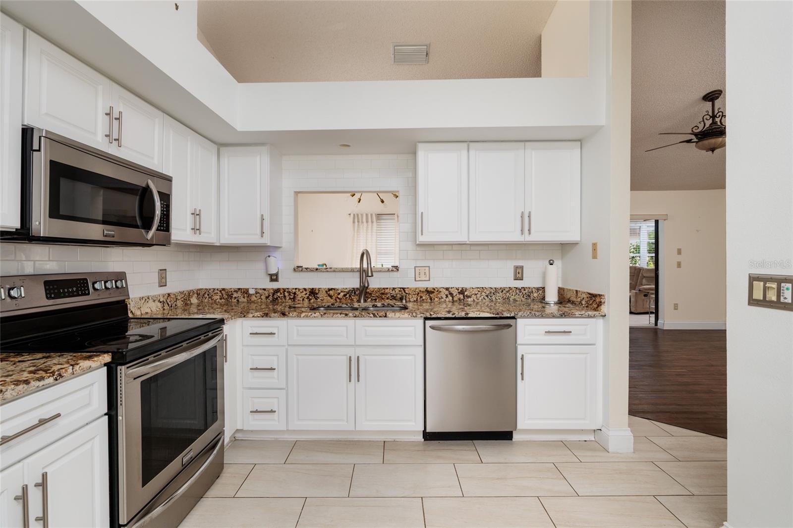 Image 5 of 30 For 1696 Fry Court