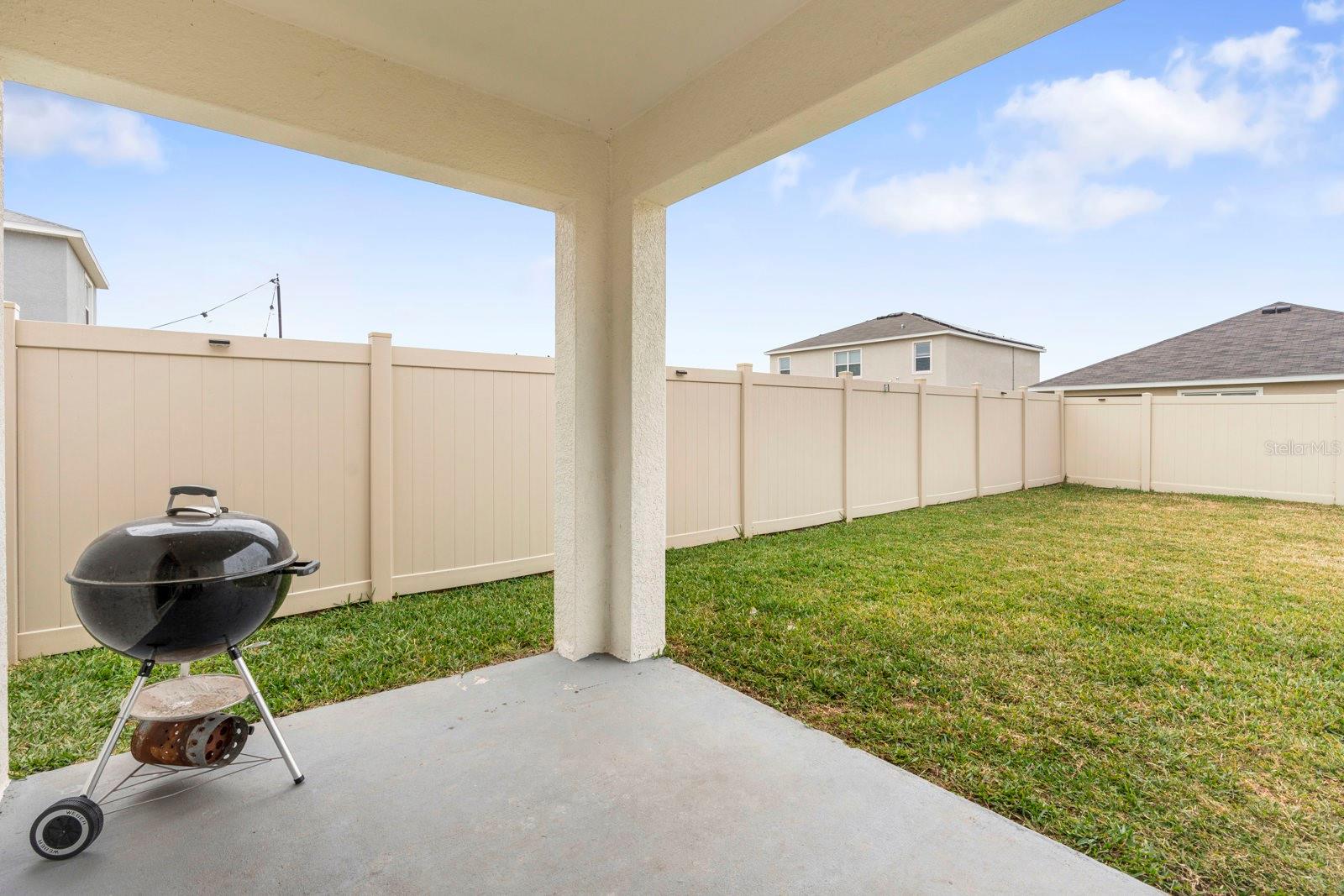 Listing photo id 31 for 3505 Thistle Bank Court