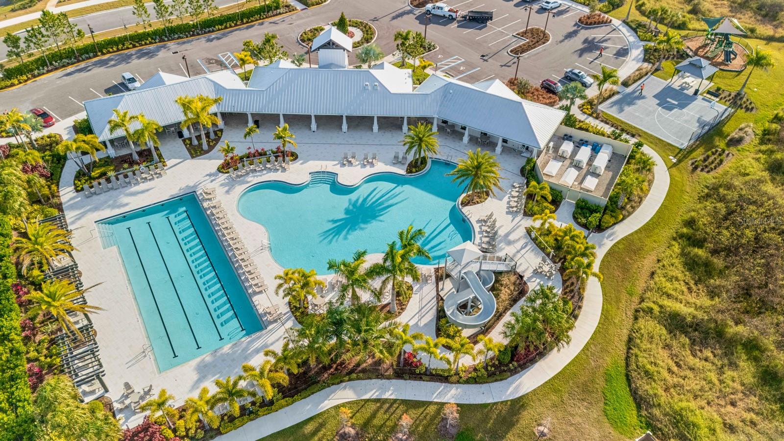 Listing photo id 35 for 3505 Thistle Bank Court