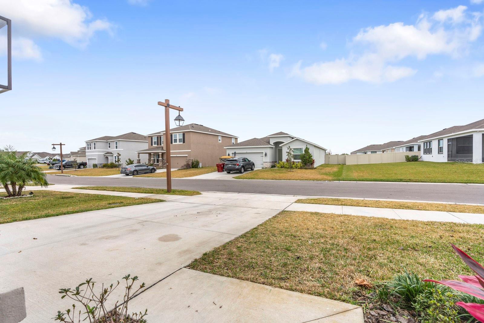 Listing photo id 55 for 3505 Thistle Bank Court