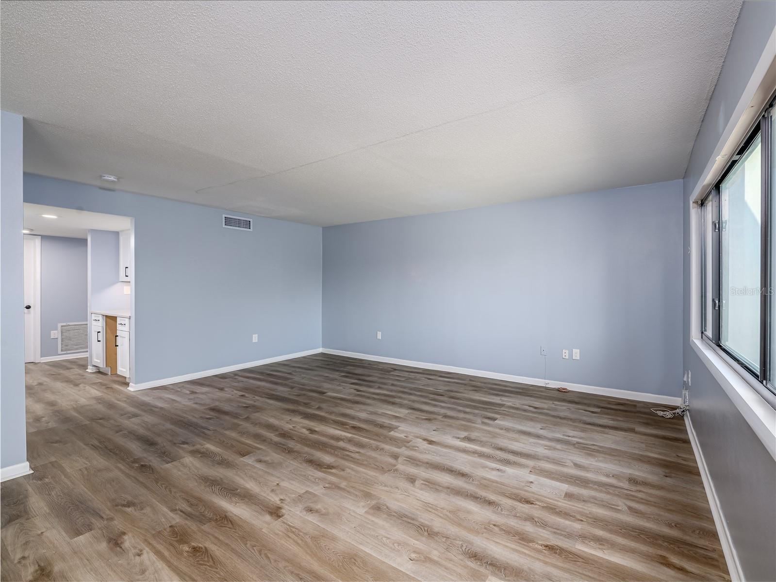 Image 19 of 49 For 6304 Grand Bahama Circle D