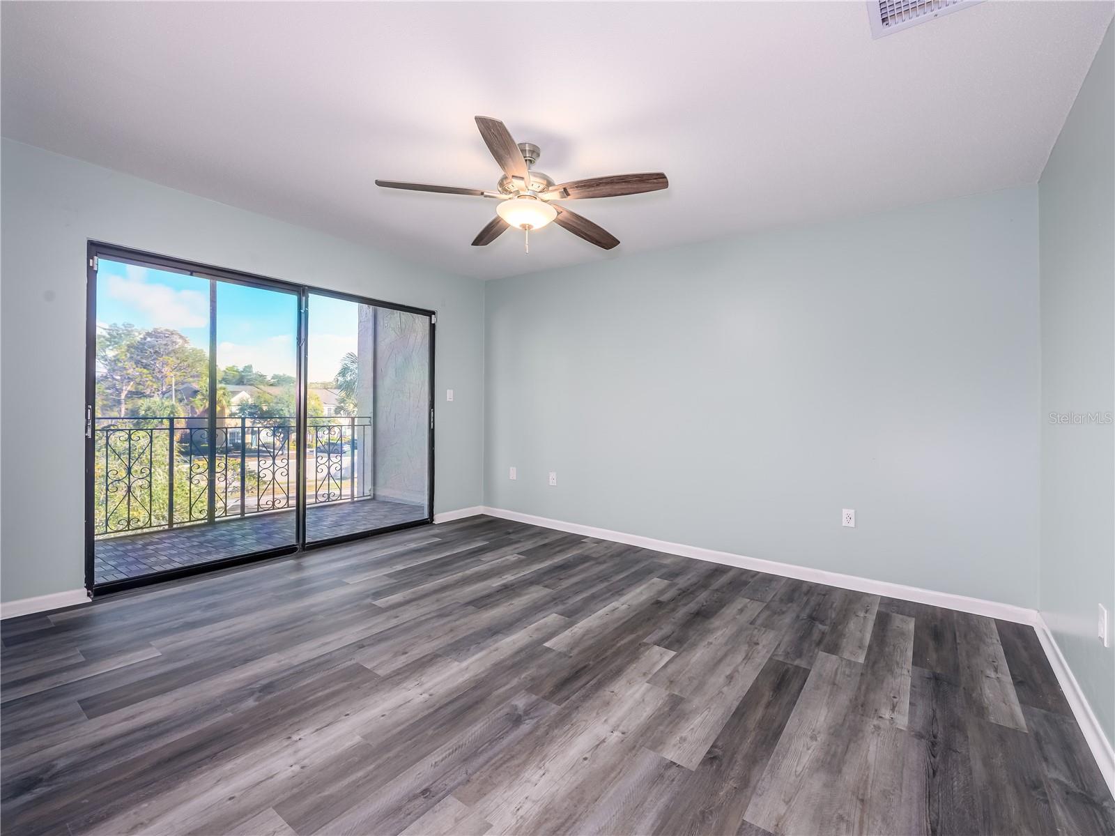 Image 22 of 49 For 6304 Grand Bahama Circle D