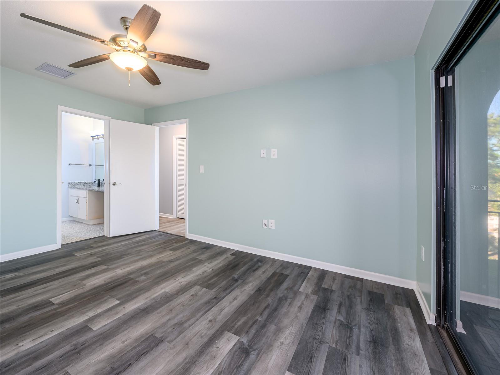 Image 23 of 49 For 6304 Grand Bahama Circle D