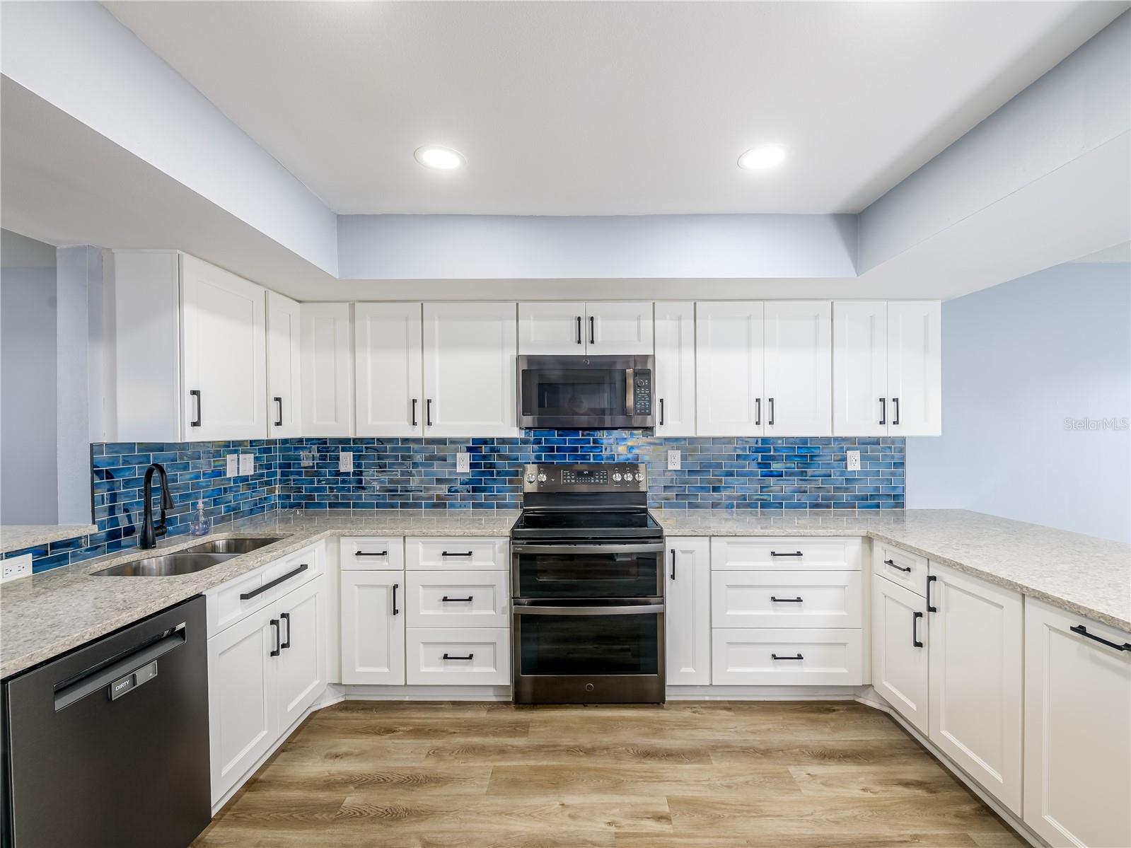 Image 8 of 49 For 6304 Grand Bahama Circle D