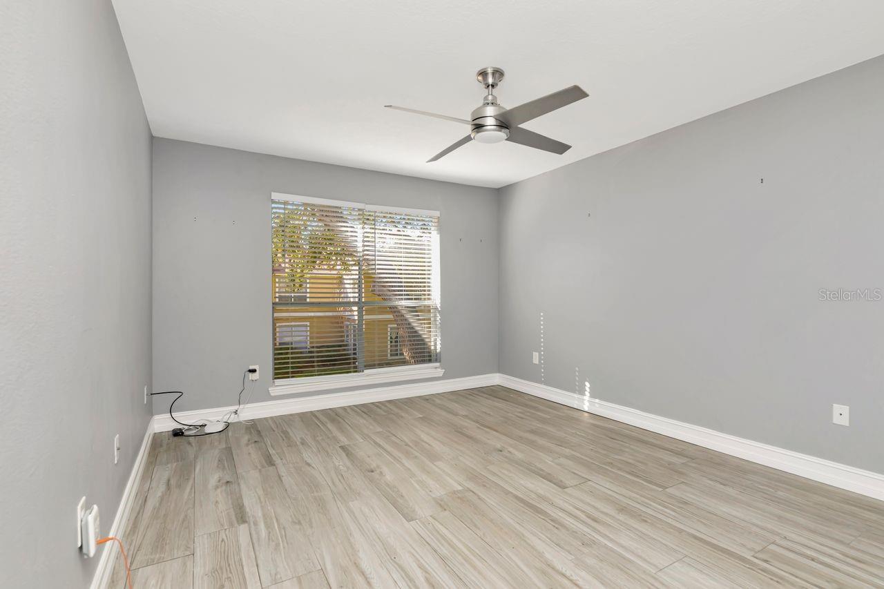 Listing photo id 10 for 9481 Highland Oak Drive 1506