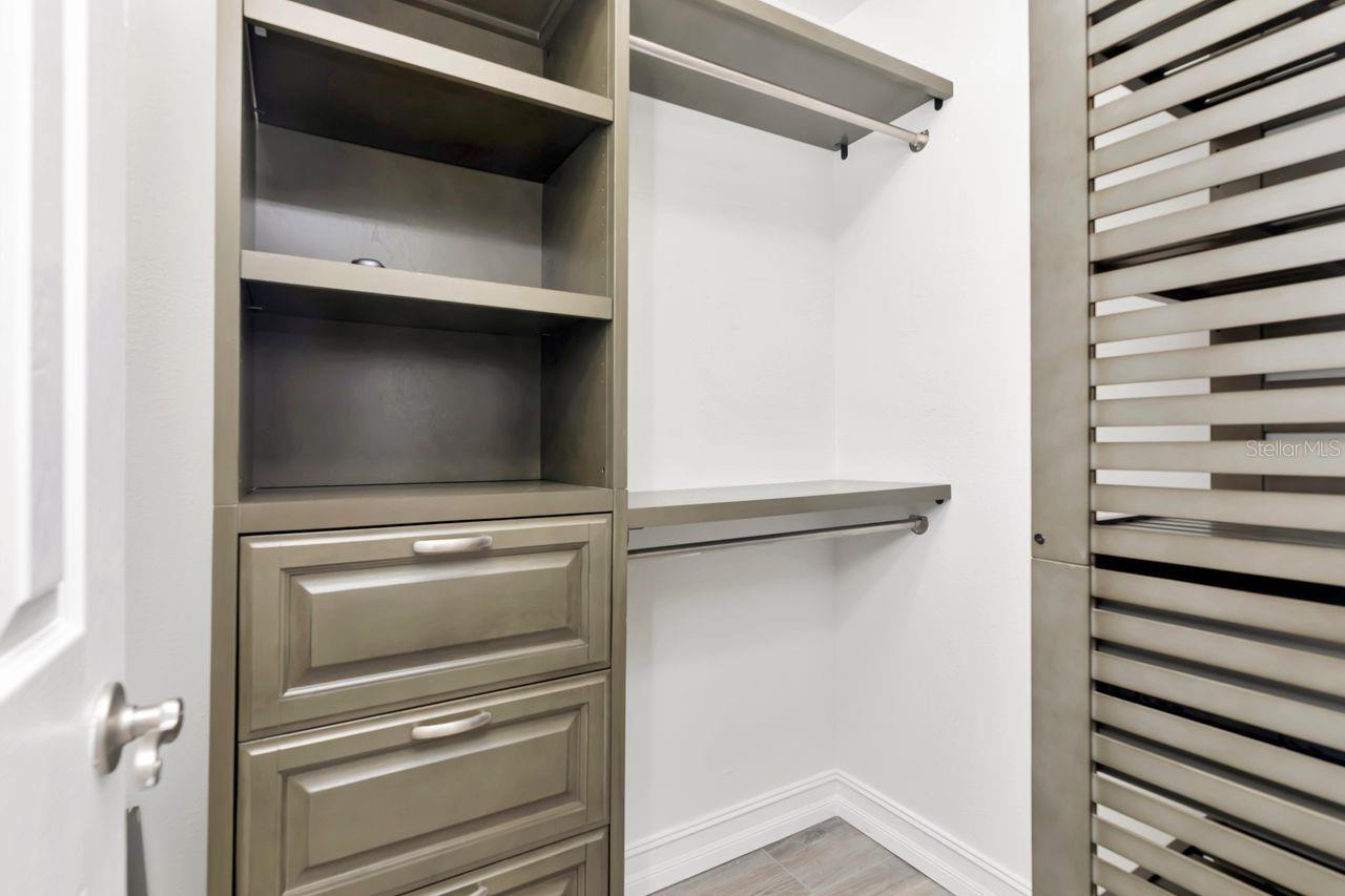 Listing photo id 12 for 9481 Highland Oak Drive 1506