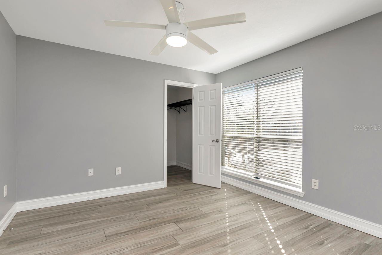 Listing photo id 17 for 9481 Highland Oak Drive 1506