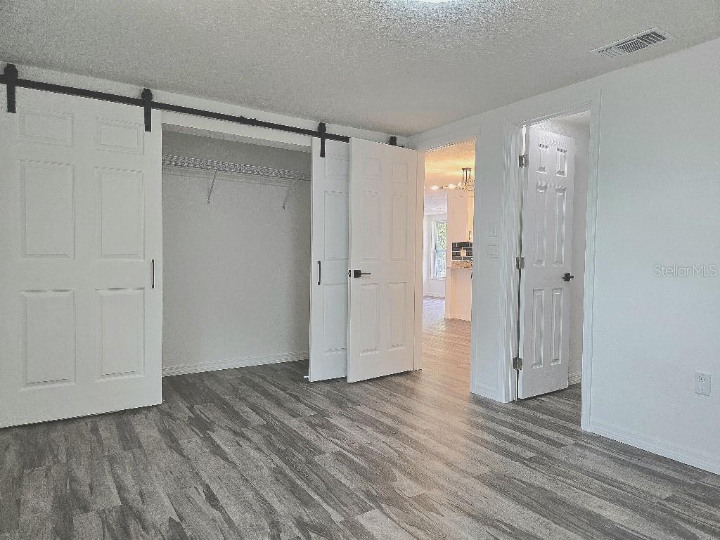 Image 11 of 24 For 11225 Snyder Avenue