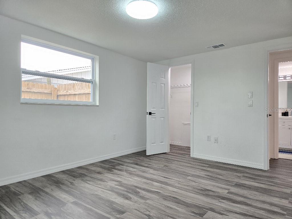 Image 14 of 24 For 11225 Snyder Avenue