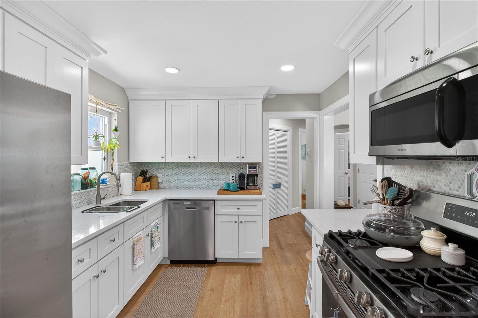 Image 12 of 47 For 741 Lantana Avenue