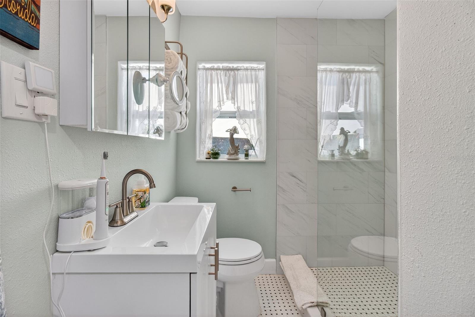 Image 18 of 47 For 741 Lantana Avenue