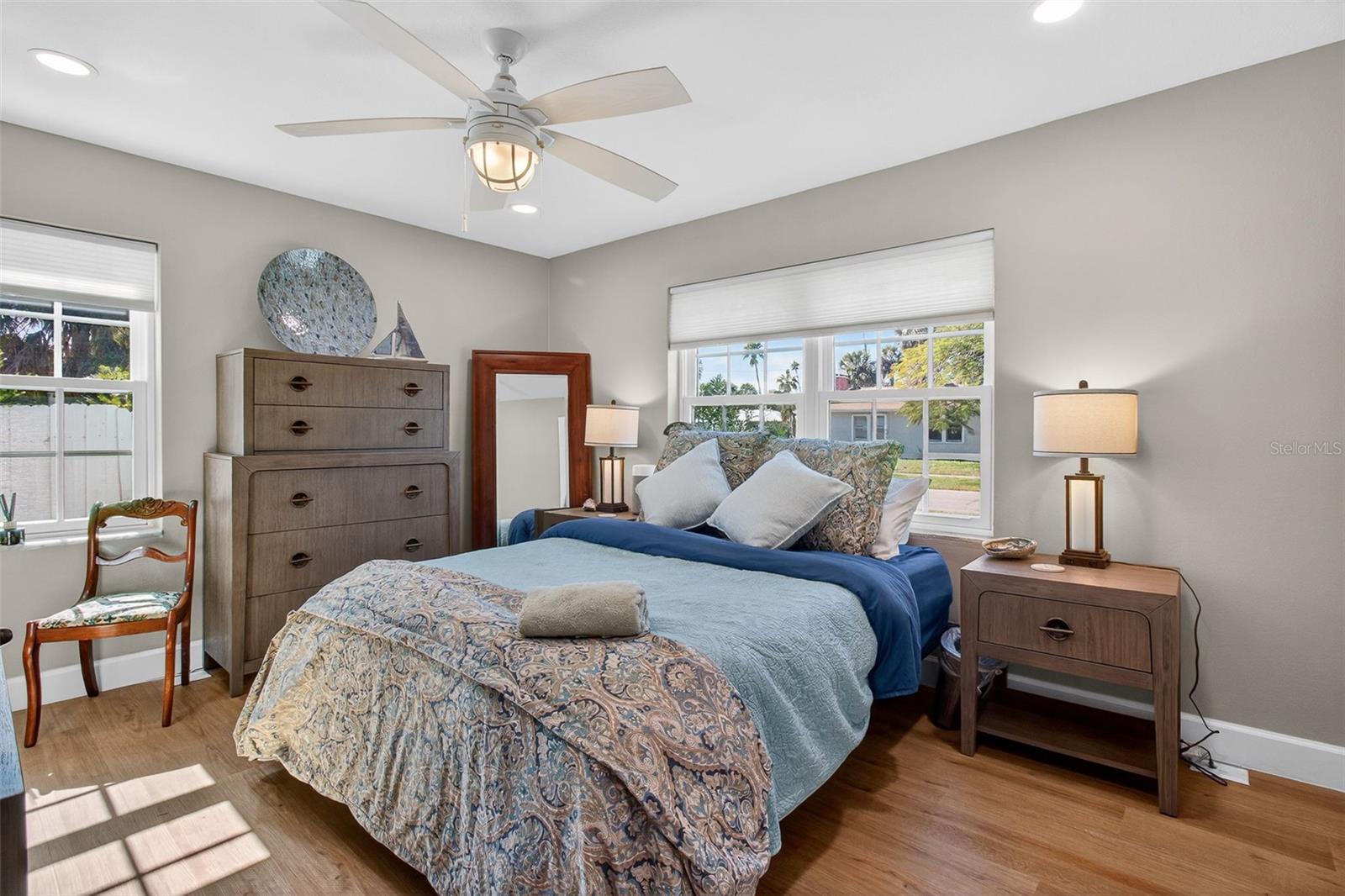 Image 20 of 47 For 741 Lantana Avenue